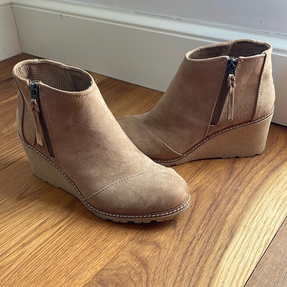 Toms Tan Ankle Boots